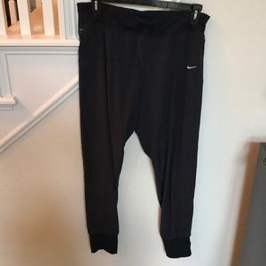 Nike Dri-fit lounge sweat pants